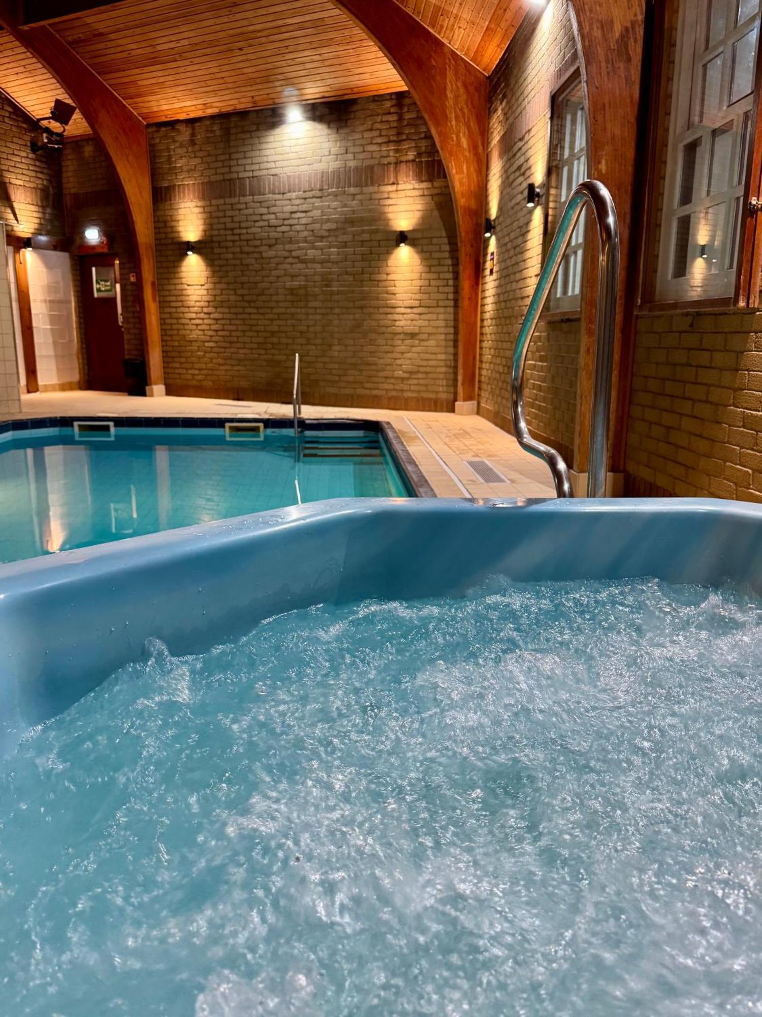 Lomond Hills Hotel & Health Club Freuchie Bagian luar foto